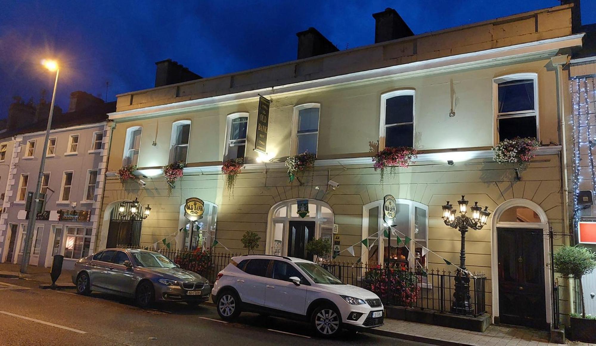 The Old Bank Bruff Family Town House Bed & Breakfast Exterior photo